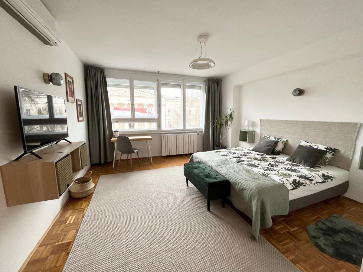 Central Apartment - Museum View Budapest Esterno foto